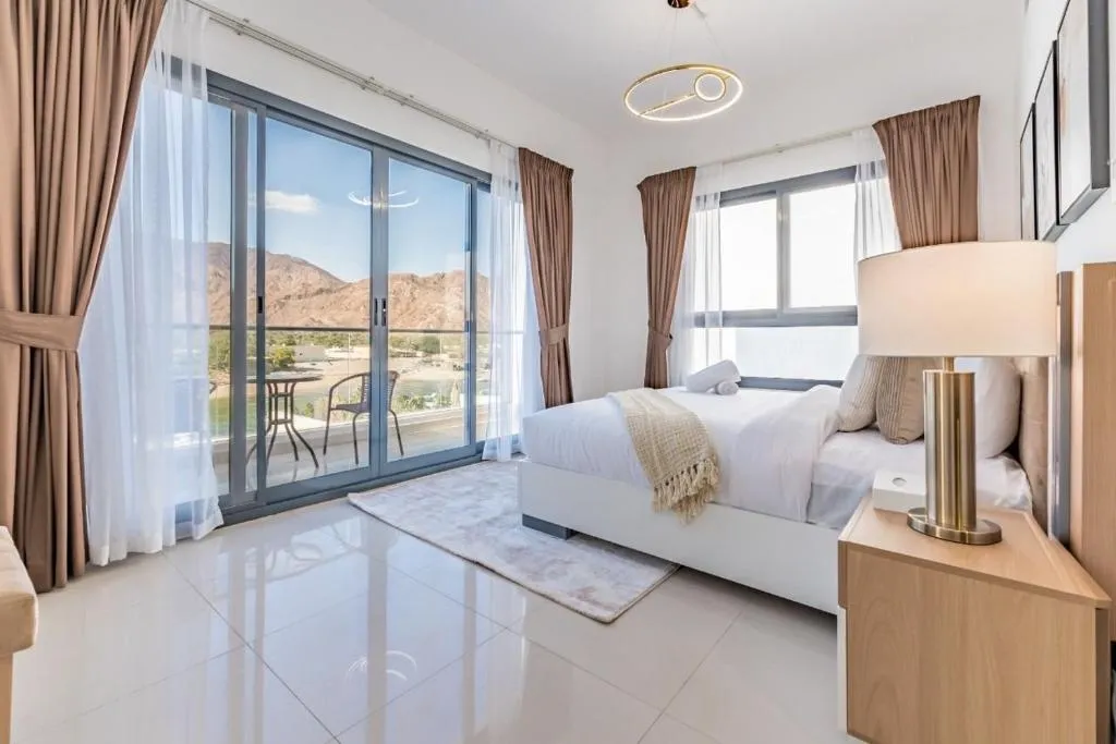 Al Dana Paradise Luxury Villas Palm Fujairah Sea View - تتسع لـ 8 أشخاص، الصورة 4