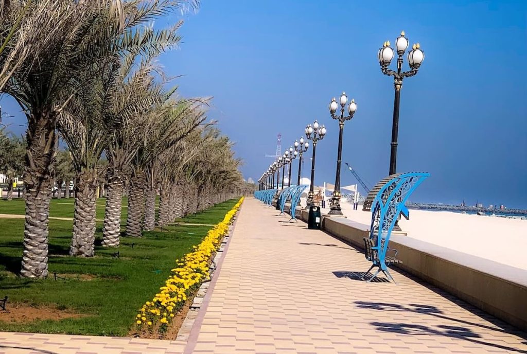 منتزة كورنيش كلباء الفجيرة